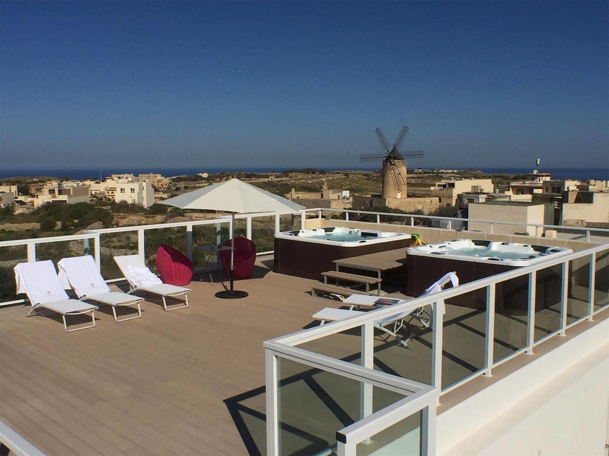 Gozo Windmill Apartments 加拉 外观 照片